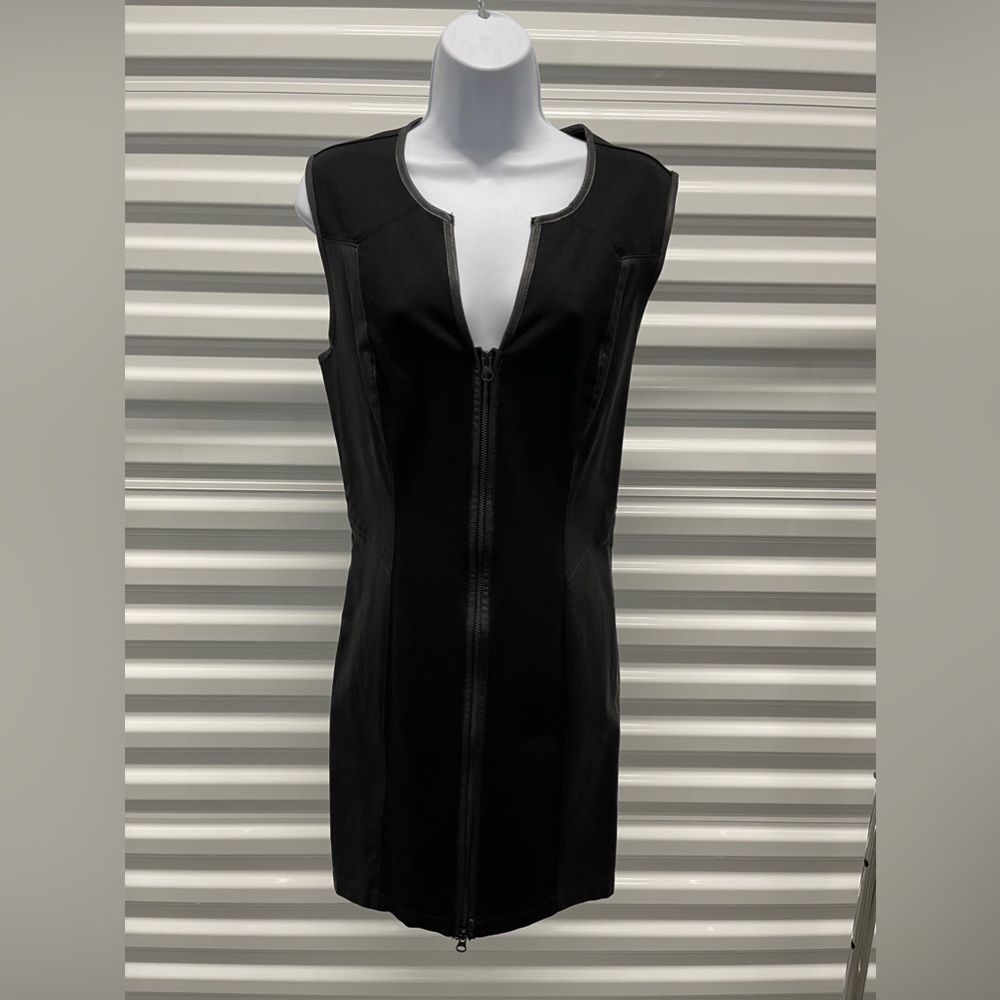 Guess Zipper Faux Leather Detail Fitted Dress